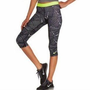 Nike Pro Neon & Black Crop Legging